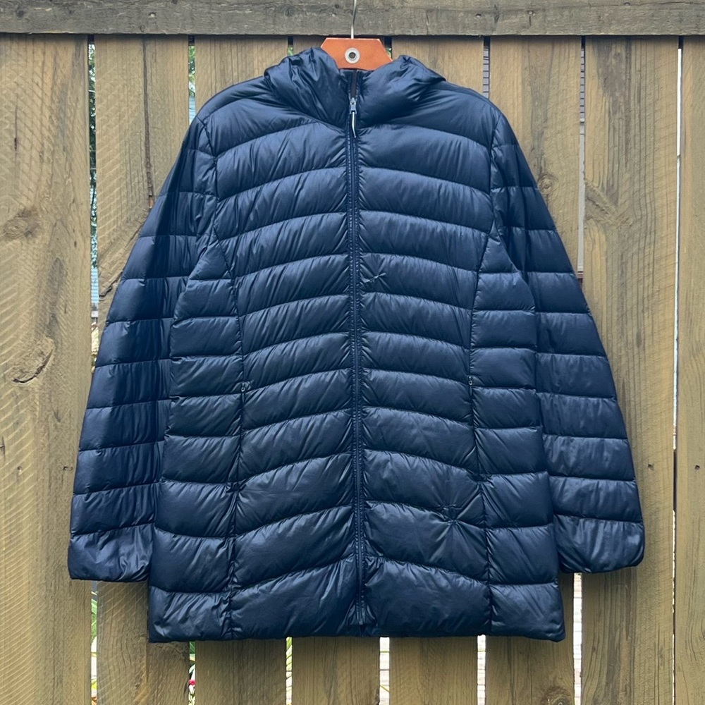XL Uniqlo Navy Blue Down-Filled Poly Puffer Full Zip Hooded Jacket Men’s